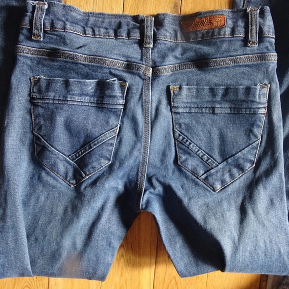 DIESEL MENS JEANS SIZE 34X 26 - Picture 3 of 3